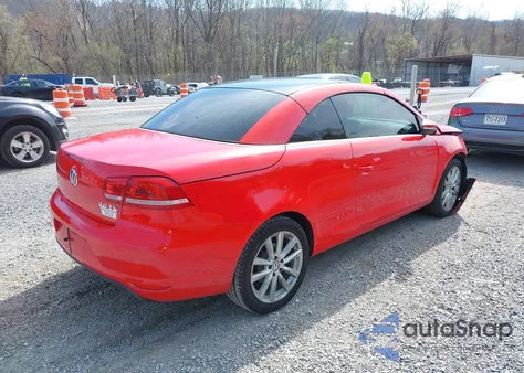 2015 Volkswagen Eos Komfort z USA, uszkodzony, nr VIN WVWBW8AH3FV000967